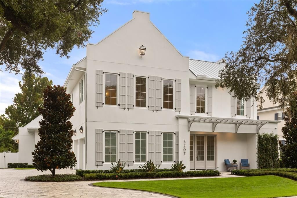 For Sale: $3,799,000 (5 beds, 5 baths, 5296 Square Feet)