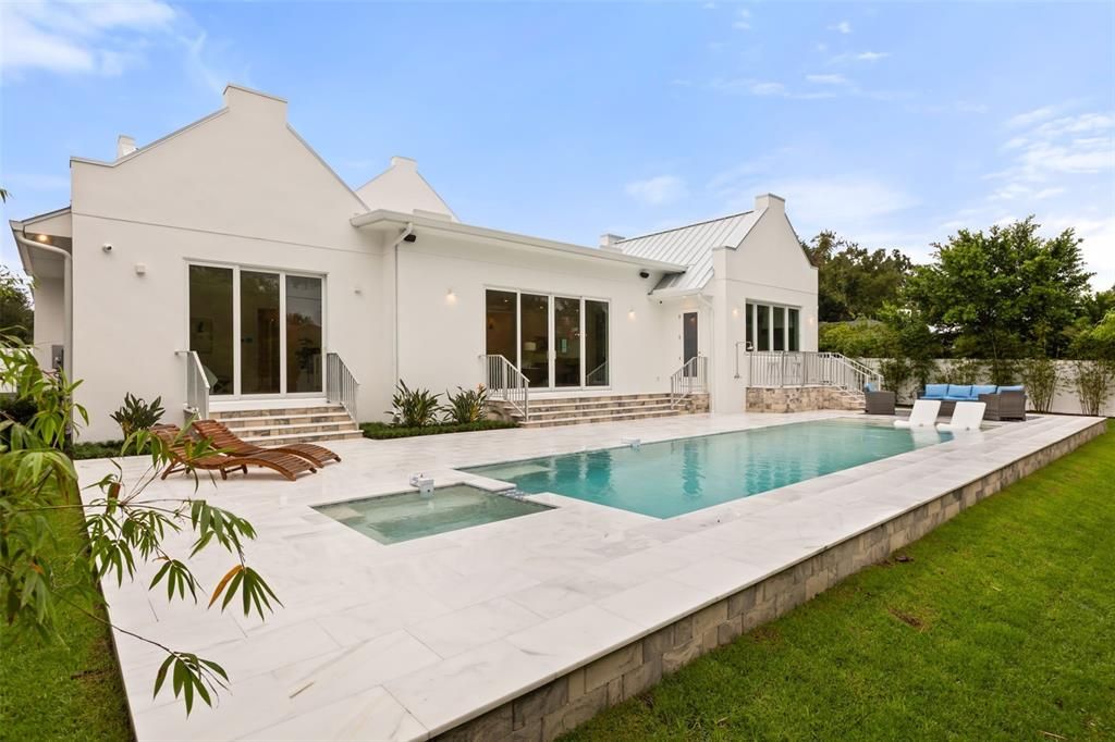 For Sale: $3,799,000 (5 beds, 5 baths, 5296 Square Feet)