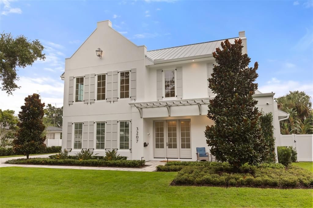 For Sale: $3,799,000 (5 beds, 5 baths, 5296 Square Feet)