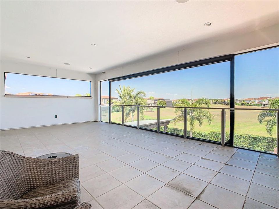 For Sale: $1,950,000 (5 beds, 4 baths, 4329 Square Feet)