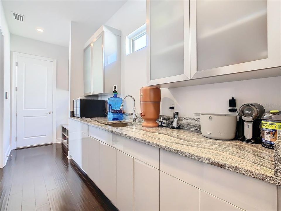 For Sale: $1,950,000 (5 beds, 4 baths, 4329 Square Feet)