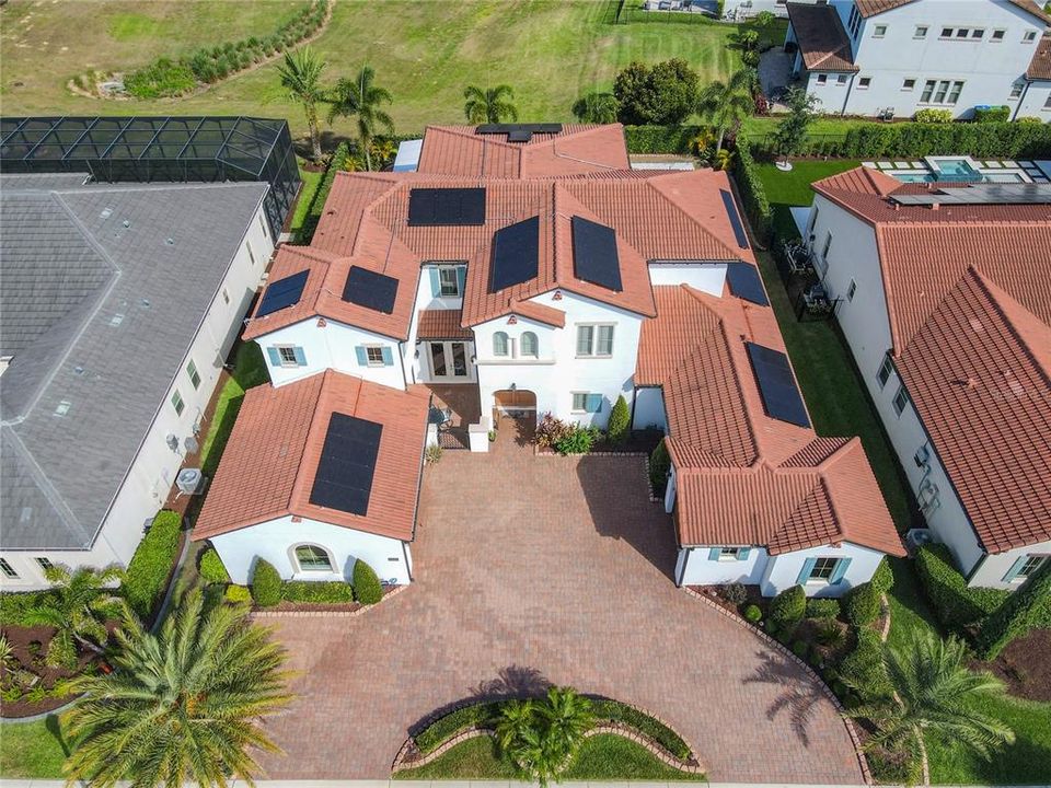 For Sale: $1,950,000 (5 beds, 4 baths, 4329 Square Feet)