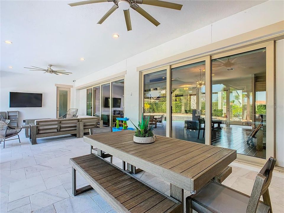 For Sale: $1,950,000 (5 beds, 4 baths, 4329 Square Feet)