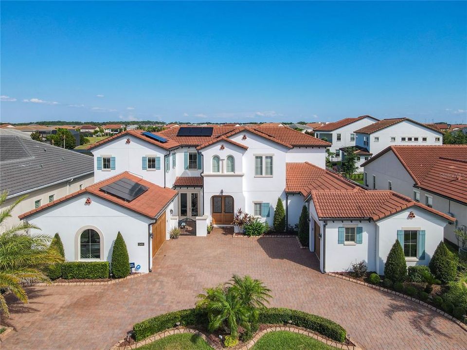 For Sale: $1,950,000 (5 beds, 4 baths, 4329 Square Feet)