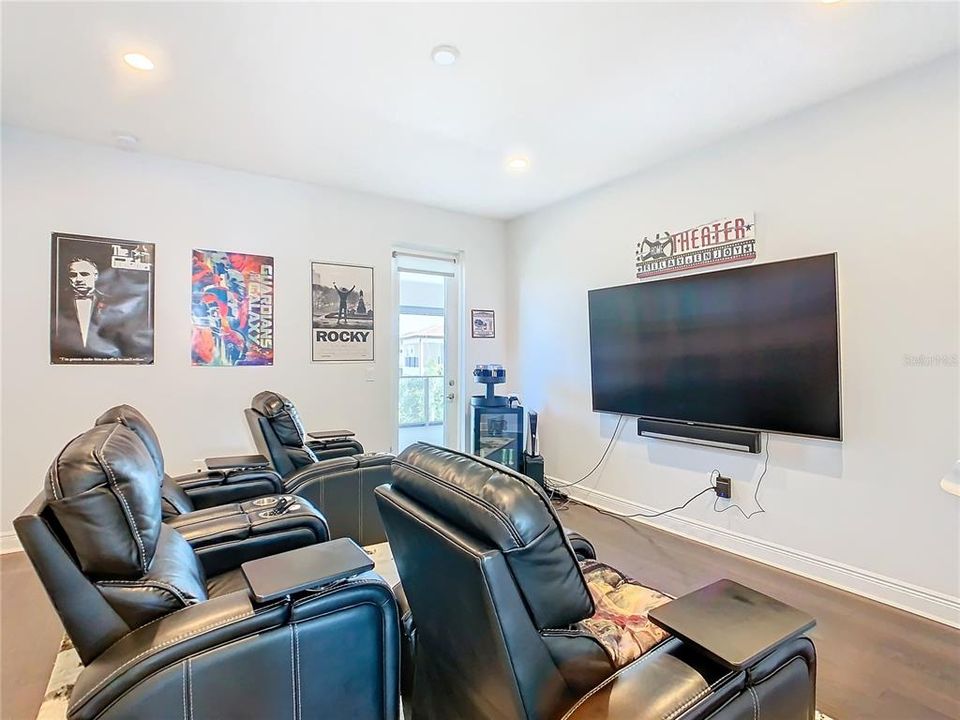 For Sale: $1,950,000 (5 beds, 4 baths, 4329 Square Feet)