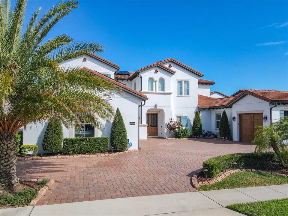 For Sale: $1,950,000 (5 beds, 4 baths, 4329 Square Feet)