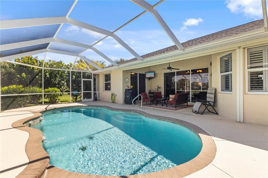 En Venta: $449,900 (3 camas, 2 baños, 2047 Pies cuadrados)