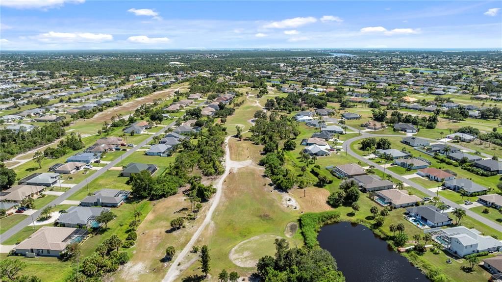 En Venta: $449,900 (3 camas, 2 baños, 2047 Pies cuadrados)