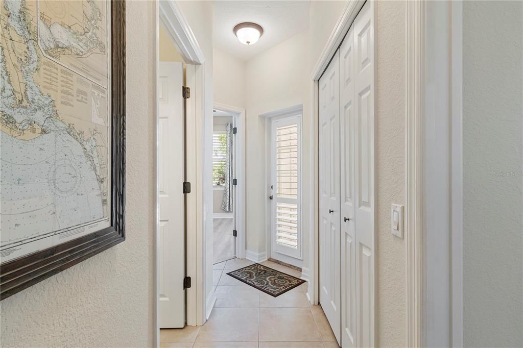 En Venta: $449,900 (3 camas, 2 baños, 2047 Pies cuadrados)