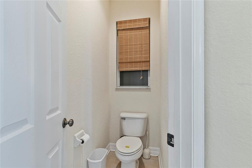 En Venta: $449,900 (3 camas, 2 baños, 2047 Pies cuadrados)