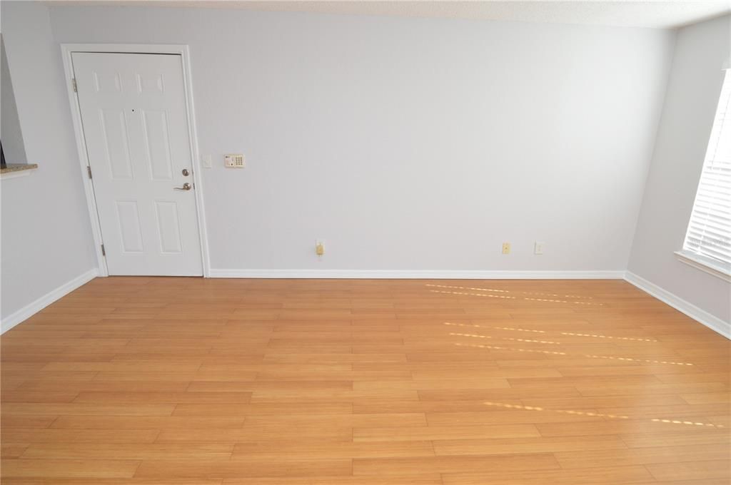 En Renta: $1,400 (1 camas, 1 baños, 642 Pies cuadrados)