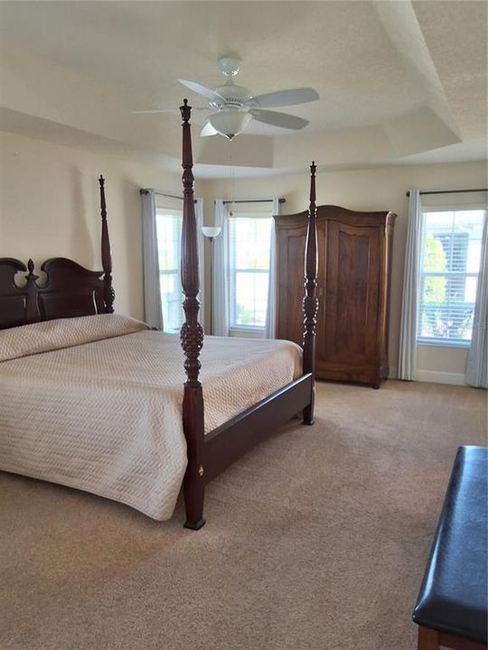 For Rent: $3,000 (3 beds, 2 baths, 1935 Square Feet)