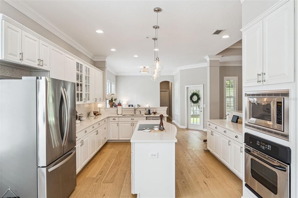 For Sale: $1,595,000 (4 beds, 3 baths, 3778 Square Feet)