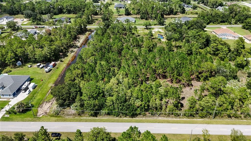 На продажу: $169,900 (1.24 acres)