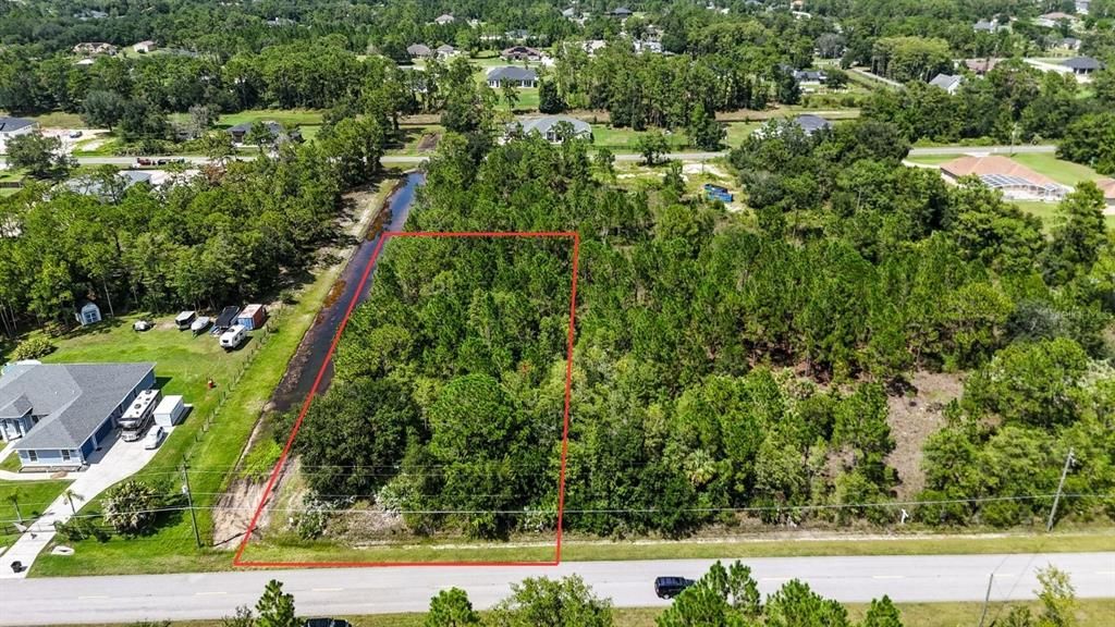 На продажу: $169,900 (1.24 acres)