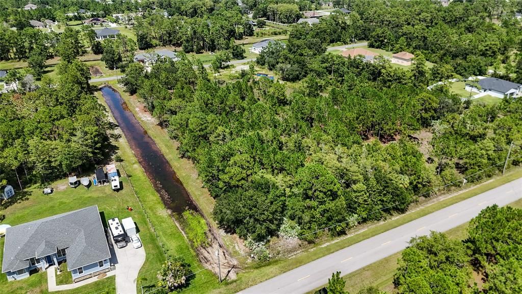 На продажу: $169,900 (1.24 acres)