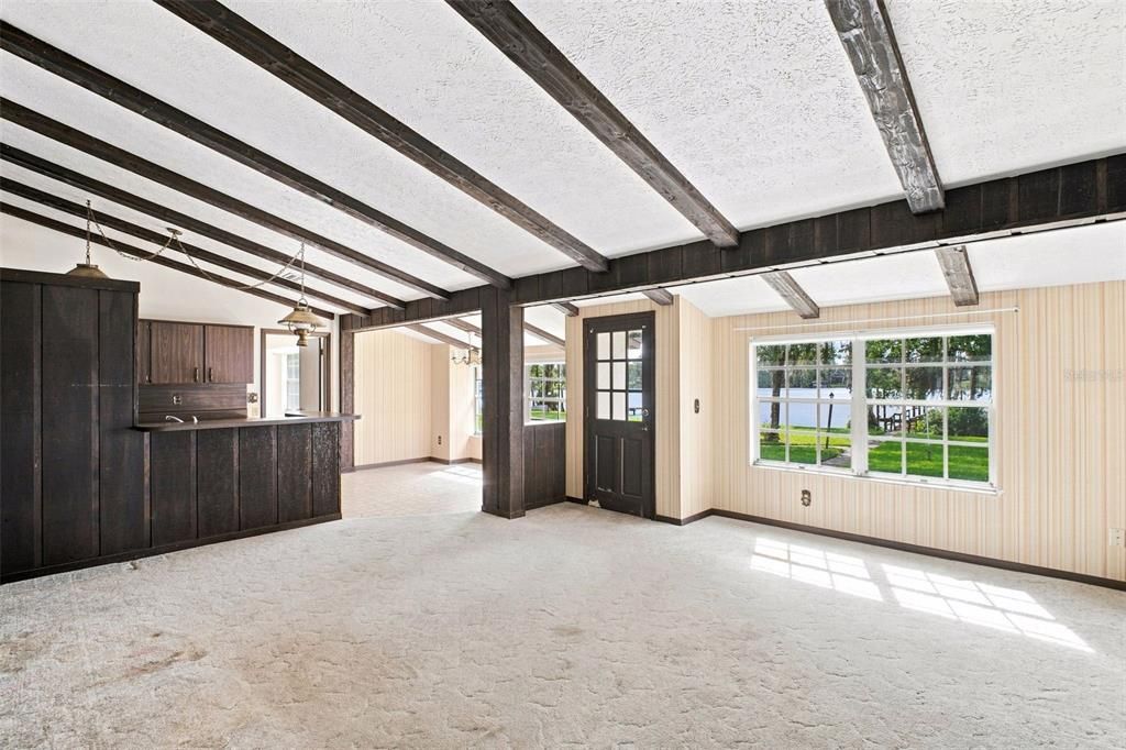En Venta: $800,000 (3 camas, 2 baños, 2013 Pies cuadrados)