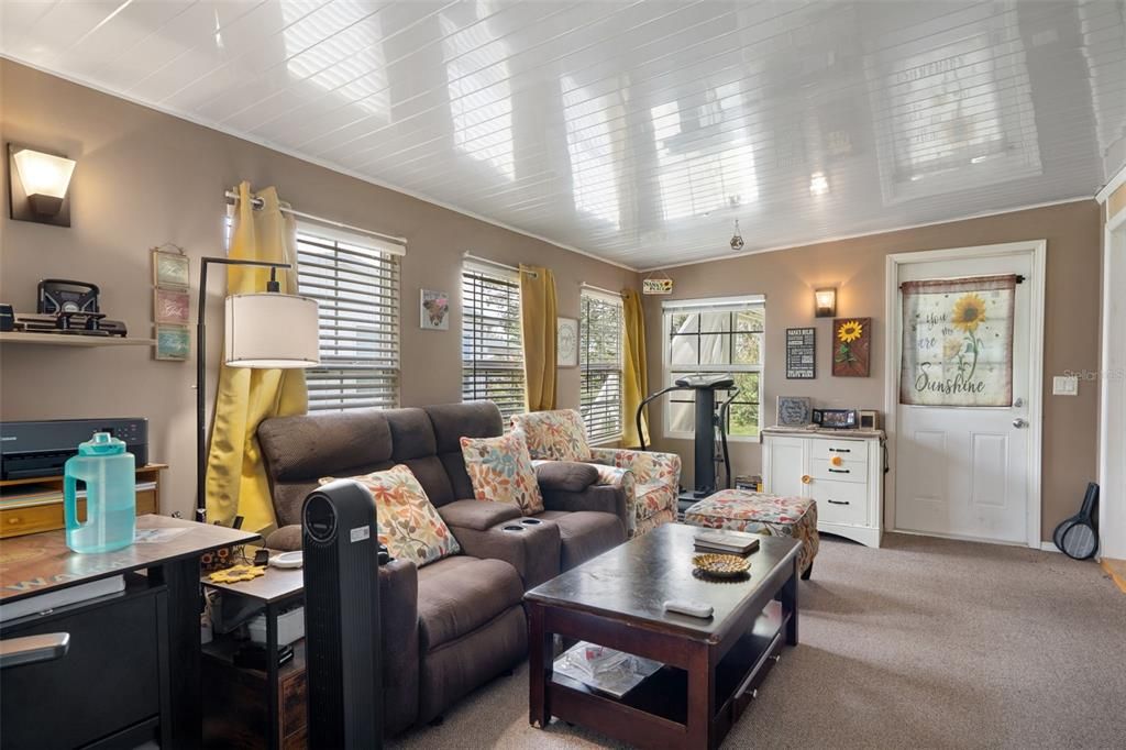 For Sale: $190,000 (2 beds, 2 baths, 1508 Square Feet)