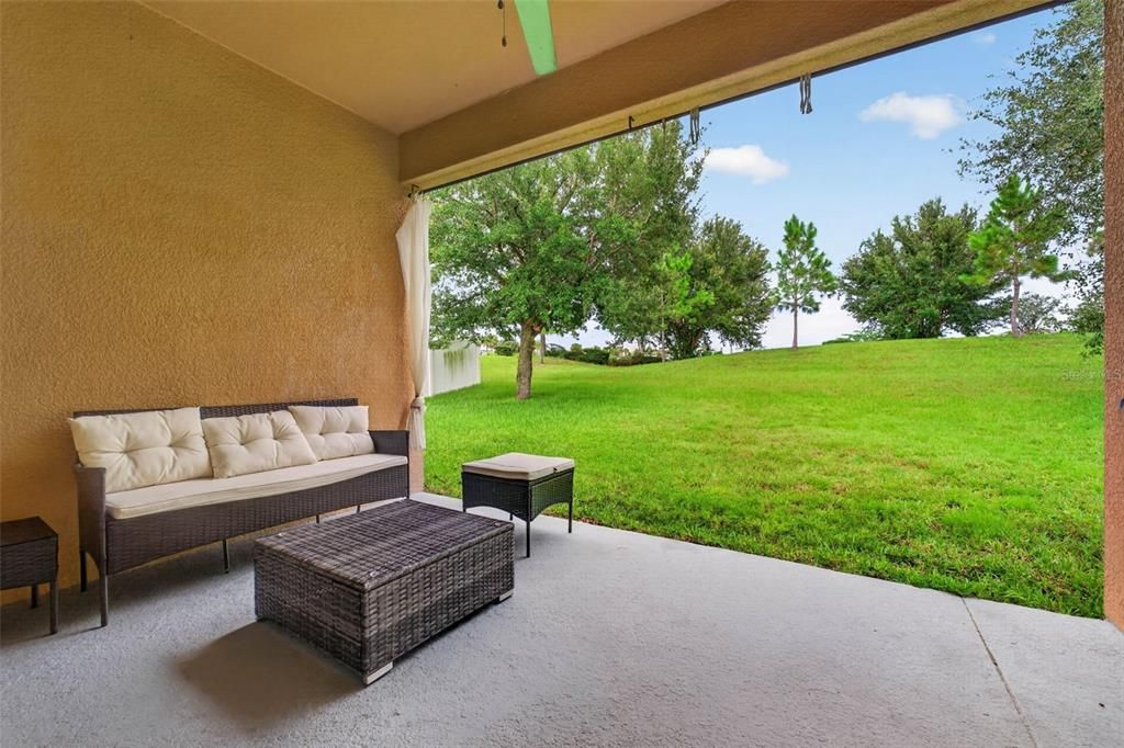 For Sale: $485,000 (4 beds, 2 baths, 1948 Square Feet)