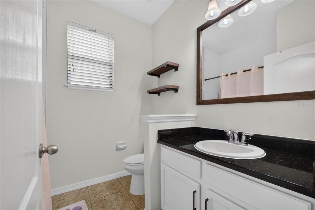 For Sale: $485,000 (4 beds, 2 baths, 1948 Square Feet)