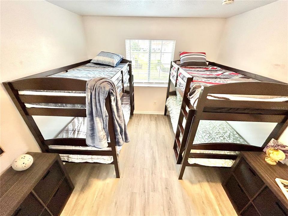 En Renta: $1,900 (4 camas, 3 baños, 1642 Pies cuadrados)