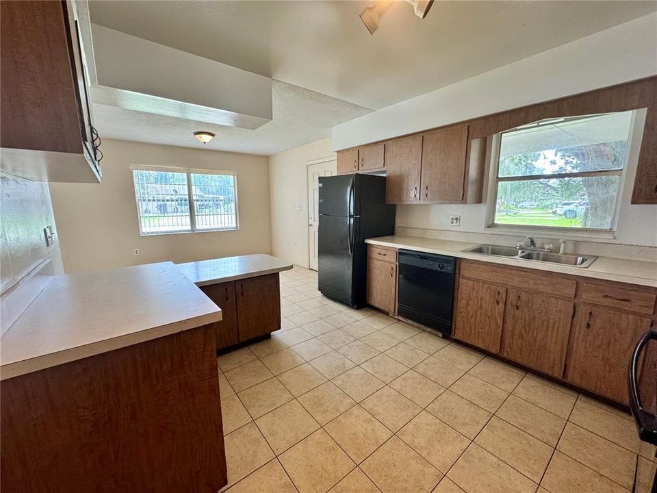 For Sale: $240,000 (3 beds, 2 baths, 1344 Square Feet)