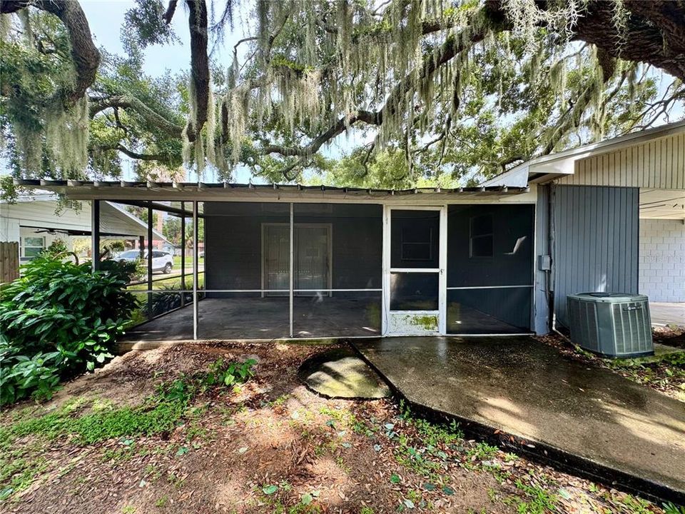 For Sale: $240,000 (3 beds, 2 baths, 1344 Square Feet)