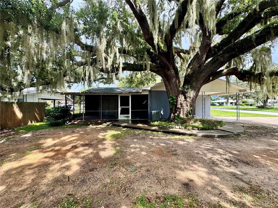 For Sale: $240,000 (3 beds, 2 baths, 1344 Square Feet)