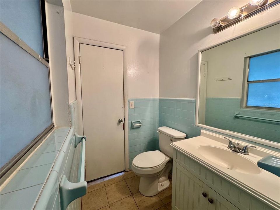 For Sale: $240,000 (3 beds, 2 baths, 1344 Square Feet)