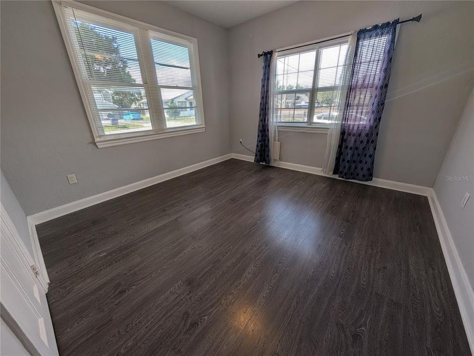 For Rent: $1,745 (3 beds, 1 baths, 1934 Square Feet)