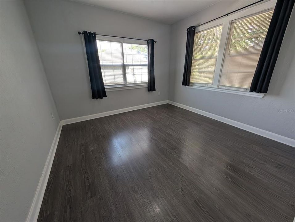 For Rent: $1,745 (3 beds, 1 baths, 1934 Square Feet)