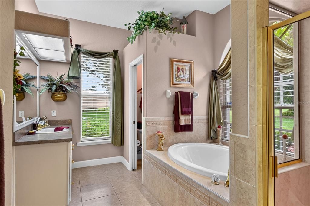 For Sale: $1,200,000 (3 beds, 2 baths, 2129 Square Feet)