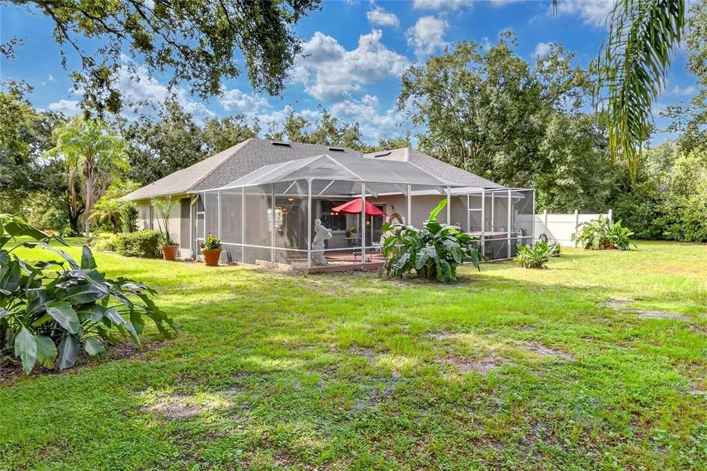 For Sale: $1,200,000 (3 beds, 2 baths, 2129 Square Feet)