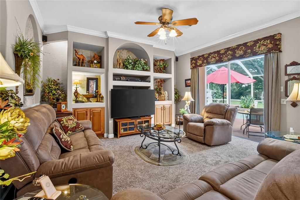 For Sale: $1,200,000 (3 beds, 2 baths, 2129 Square Feet)