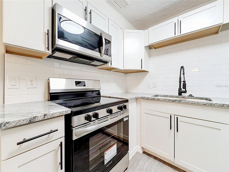 En Venta: $169,000 (3 camas, 1 baños, 1018 Pies cuadrados)