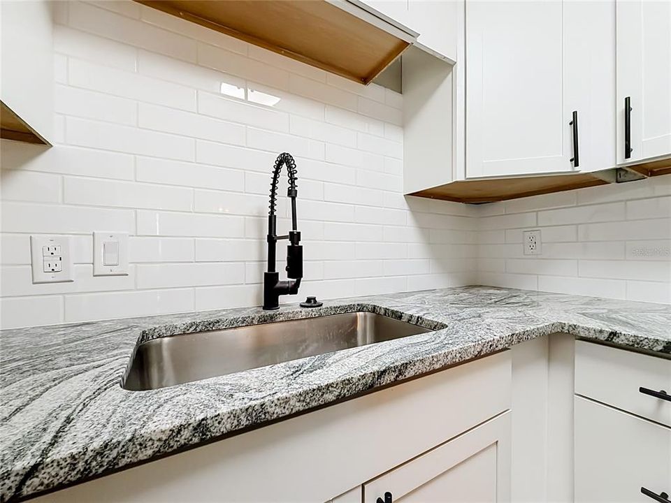 En Venta: $169,000 (3 camas, 1 baños, 1018 Pies cuadrados)