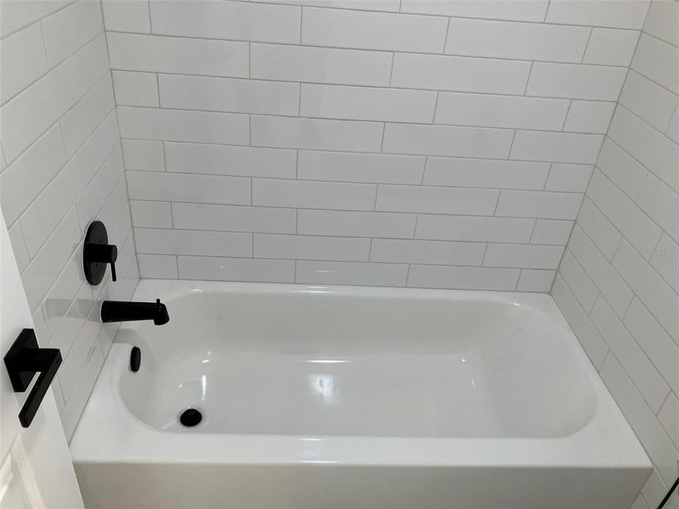 For Sale: $324,900 (4 beds, 2 baths, 1550 Square Feet)