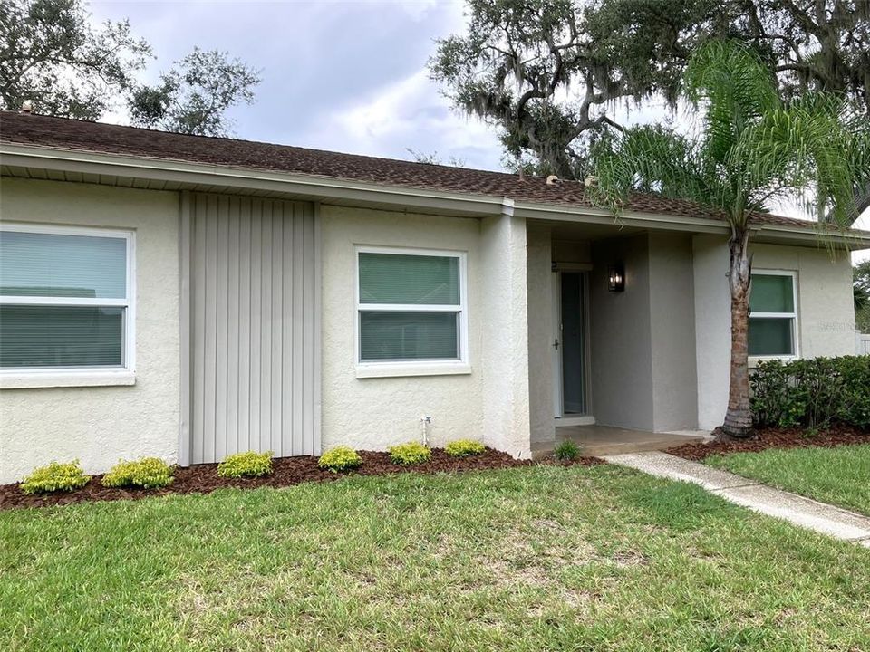 For Sale: $324,900 (4 beds, 2 baths, 1550 Square Feet)