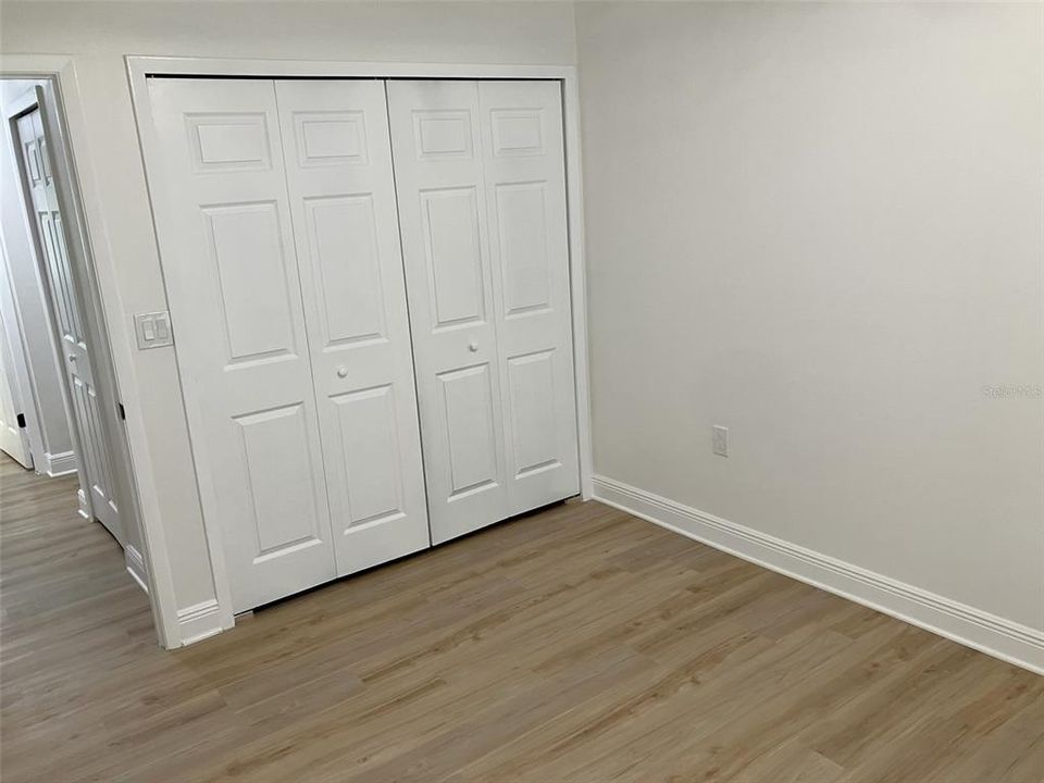 For Sale: $324,900 (4 beds, 2 baths, 1550 Square Feet)