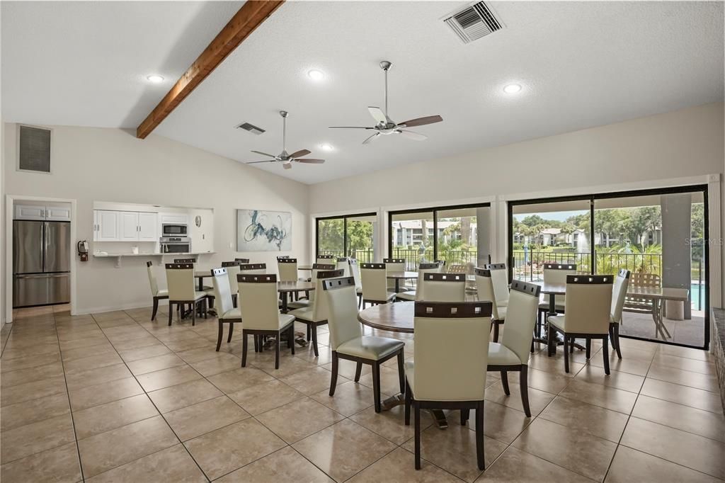 For Sale: $184,900 (2 beds, 2 baths, 1339 Square Feet)
