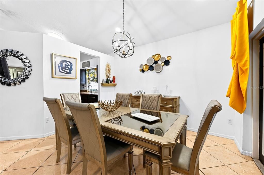 For Sale: $395,000 (4 beds, 2 baths, 1742 Square Feet)