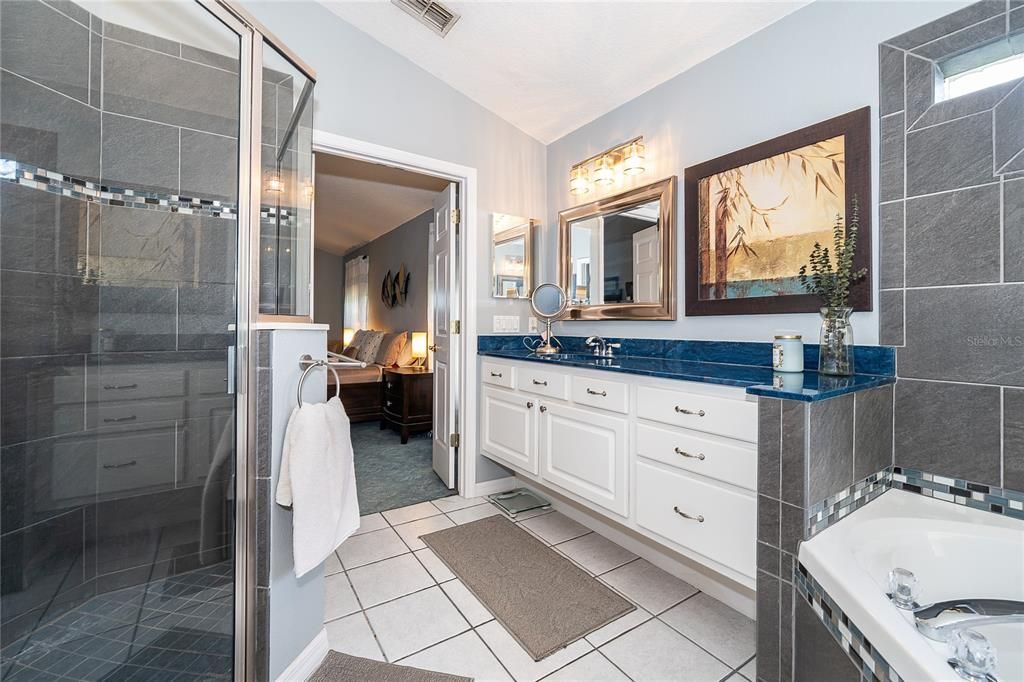 For Sale: $430,000 (4 beds, 3 baths, 2345 Square Feet)