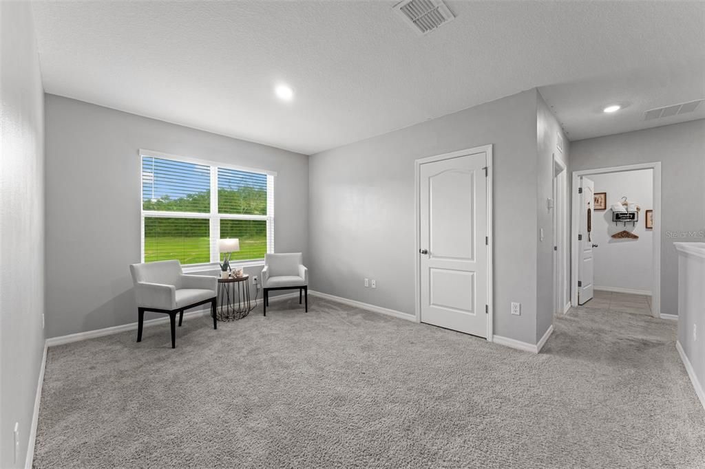 For Sale: $425,000 (5 beds, 3 baths, 2626 Square Feet)