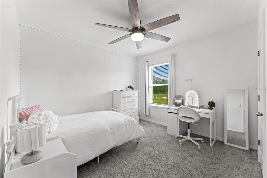 For Sale: $425,000 (5 beds, 3 baths, 2626 Square Feet)