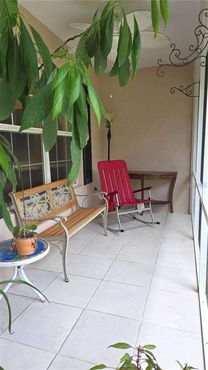 For Sale: $549,900 (3 beds, 2 baths, 2075 Square Feet)