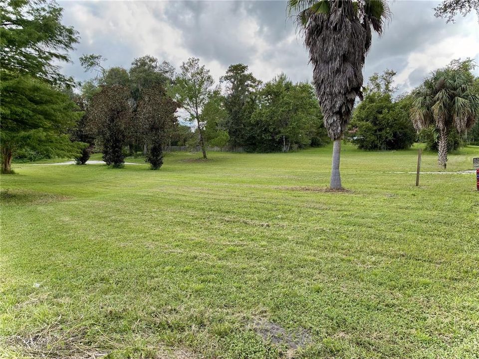 For Sale: $549,900 (3 beds, 2 baths, 2075 Square Feet)