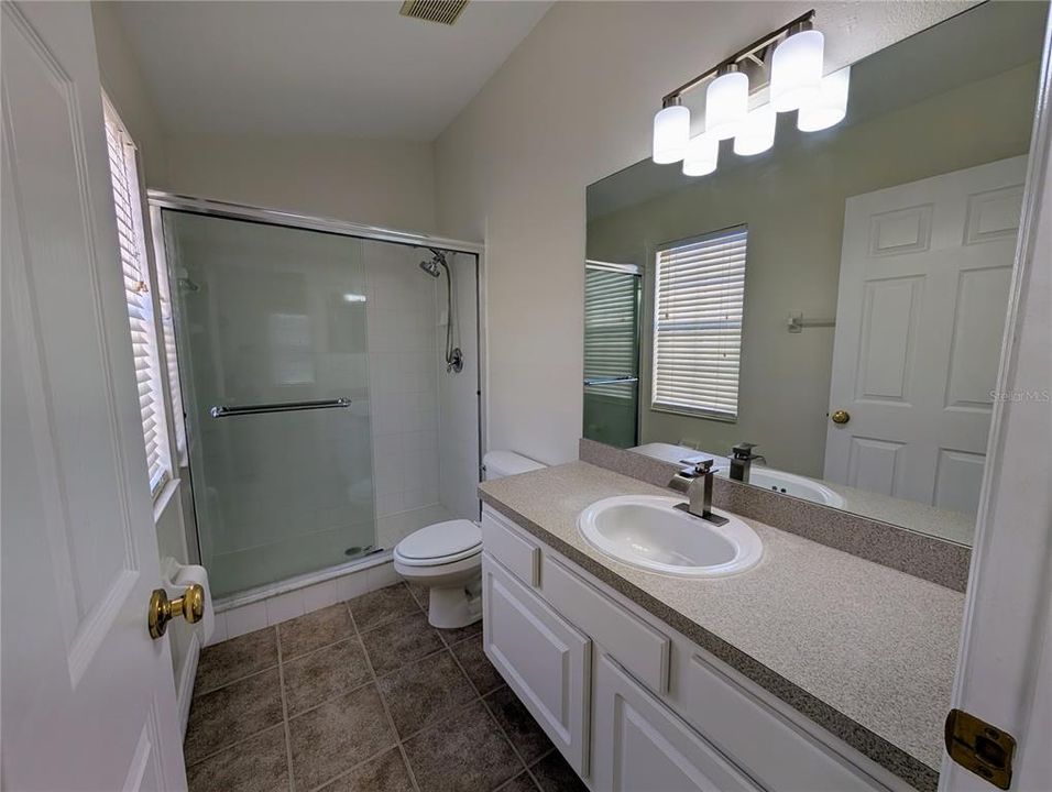 For Rent: $2,750 (3 beds, 2 baths, 1657 Square Feet)