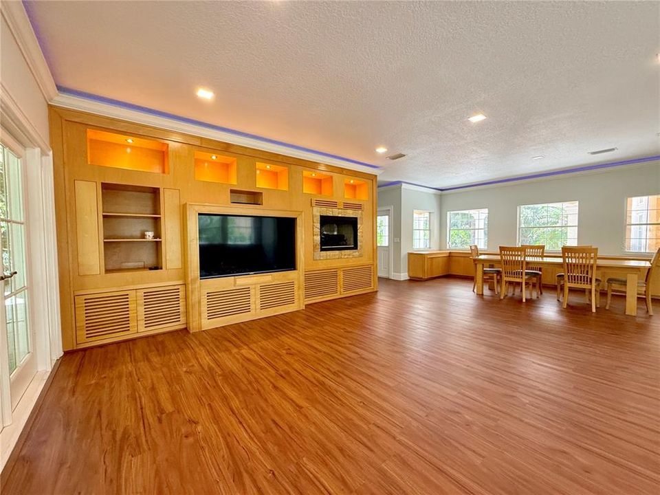 En Venta: $1,449,000 (5 camas, 3 baños, 5201 Pies cuadrados)