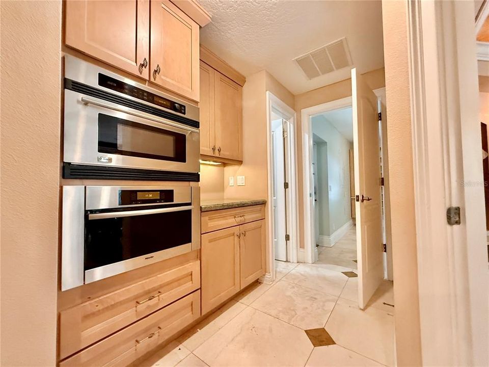 En Venta: $1,449,000 (5 camas, 3 baños, 5201 Pies cuadrados)