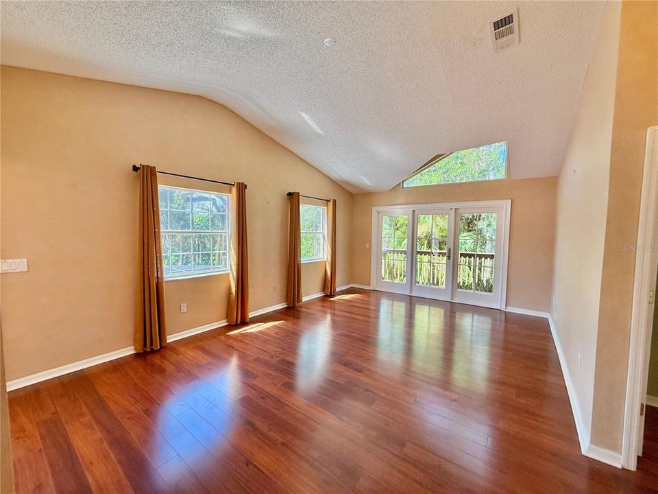 En Venta: $1,449,000 (5 camas, 3 baños, 5201 Pies cuadrados)